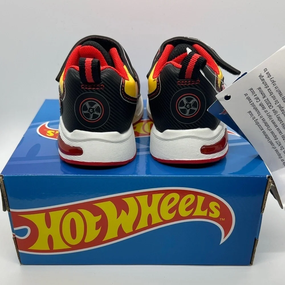 🔥 Hot Wheels Toddler Sneakers – Size 6 – Black/Red/Yellow with Flames 🔥